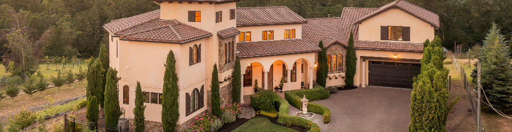 Brekke Davis Top real estate agent in Eugene