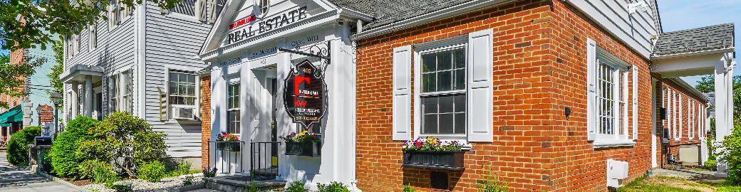 Lisa McAteer Top real estate agent in Milford