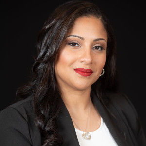 Lucy Billini-Artis Top real estate agent in Trumbull