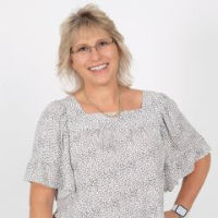 JoAnne Magurn Top real estate agent in Lunenburg