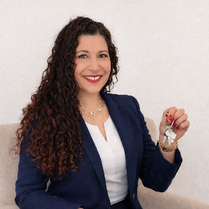 Susan Bastajian Top real estate agent in Pensacola