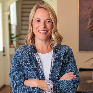 Adrienne LaBauve Top real estate agent in New Orleans