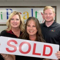 Karen Hall Top real estate agent in Sherwood