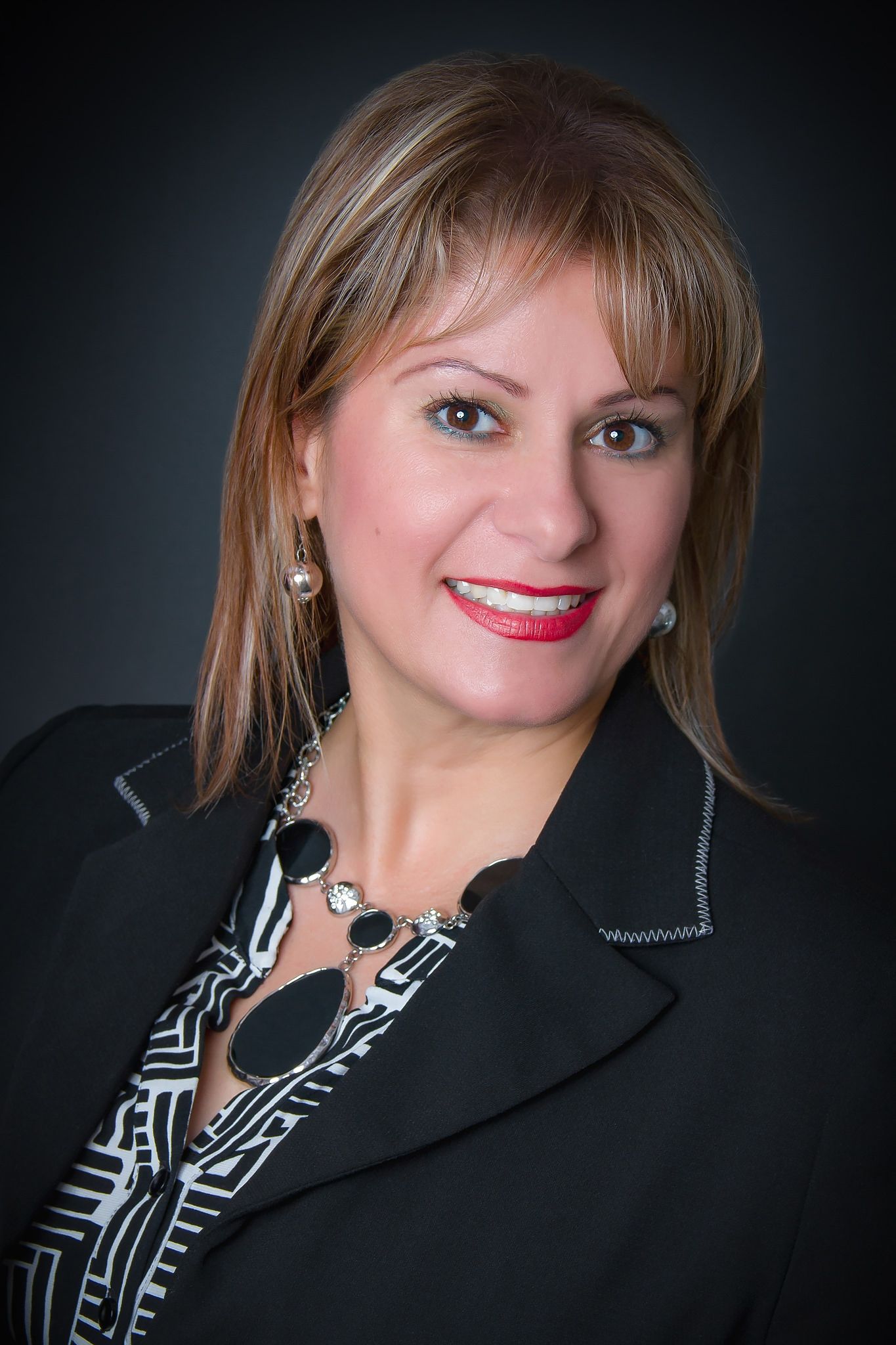 Tatiana Hernandez Top real estate agent in Humble