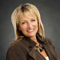 Carrie Eppard Top real estate agent in Whitehall