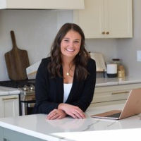 Cali Schelm Top real estate agent in Cedar Falls