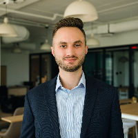 Isaac Larson Top real estate agent in Minneapolis