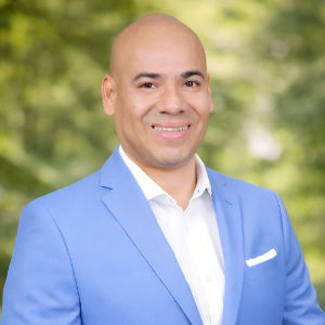 Cesar Hoyos