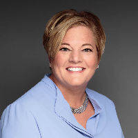 Renee Hahn Top real estate agent in Naples