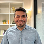 Headshot of Fernando Zaldivar, real estate agent