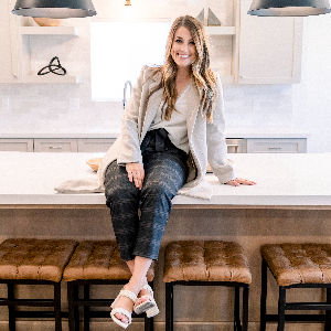 Madison Delbrugge Top real estate agent in Galt