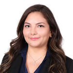 Headshot of Lluvia Contreras, real estate agent