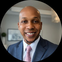 Lyndon Dallas, loan officer