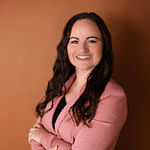 Headshot of Miranda Payne, real estate agent
