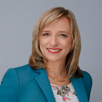 Melina Rissone Top real estate agent in San Diego