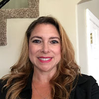 Cherise Valenzuela Top real estate agent in Norco