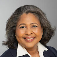 Elaine Finney Top real estate agent in Elgin