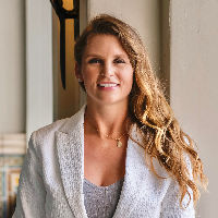 Taylor Szostak Top real estate agent in San Diego