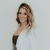 Ashlee OMalley Top real estate agent in Omaha