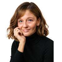 Nikki West Top real estate agent in Cedar Falls