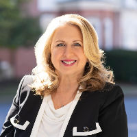 Tracy Wenger Top real estate agent in Front Royal