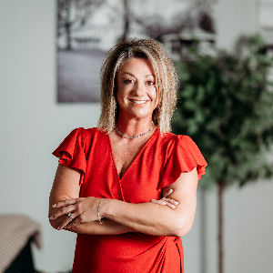 Kim Briese Top real estate agent in Farmington