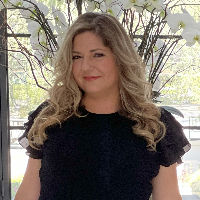 Carmela Achiche Top real estate agent in Westlake Village