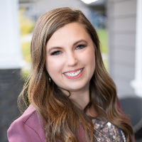 Ashleigh Camberg Top real estate agent in lacey