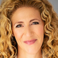 Racquel Wilder Top real estate agent in Santa Clarita