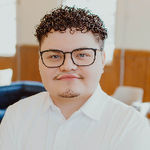 Headshot of Christopher Perez, real estate agent