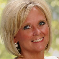 Anita Reece Top real estate agent in North Canton