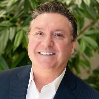 Robert Hall loan officer