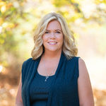 Holly Thompson