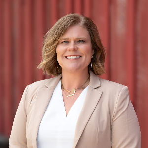Julie Atley Top real estate agent in Alton