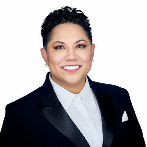 Mia Young Top real estate agent in Tucson