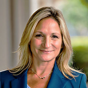 Charlotte Belanger Top real estate agent in Boynton Beach