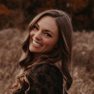 Talia Budz Top real estate agent in Appleton