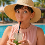 Headshot of Cynthia Askew, real estate agent