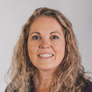 Cindy Lou Lapp Top real estate agent in Bethlehem