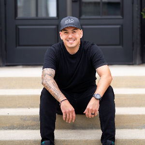 Yoshi Khosrowshahi Top real estate agent in Dublin