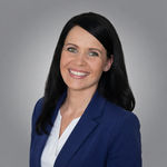Headshot of Karine Loobas, real estate agent