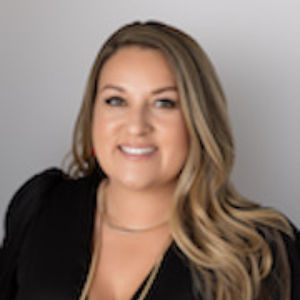 Amber Placentia Top real estate agent in Palm Desert