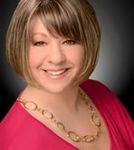 Headshot of Kristin Bolles, real estate agent