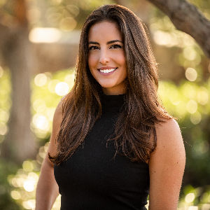 Bailee and Lori Barnett Top real estate agent in Encinitas