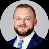 Zach Linder loan officer