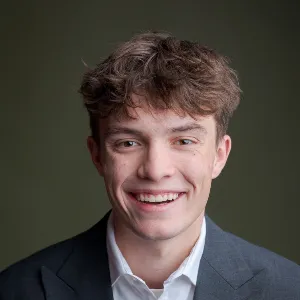 agent profile picture