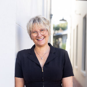 Sabine Robertson Top real estate agent in SANTA ROSA BEACH