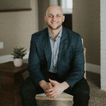 Headshot of Stefan Petrashek, real estate agent