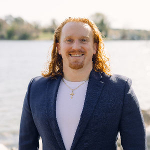 agent profile picture