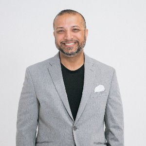 agent profile picture